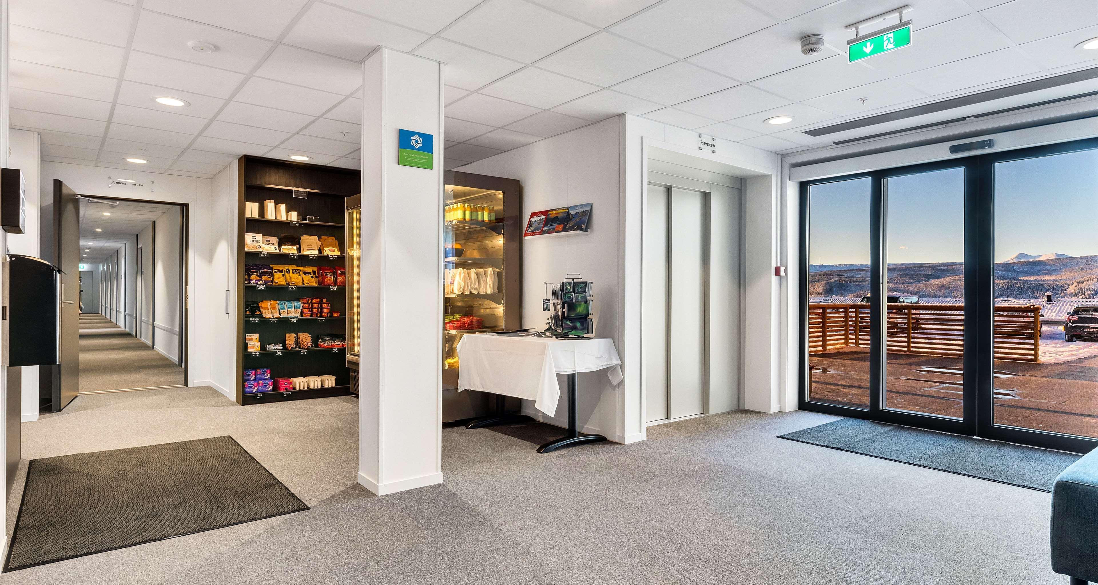 Aiden By Best Western Harstad Narvik Airport Evenesmarkja Ngoại thất bức ảnh
