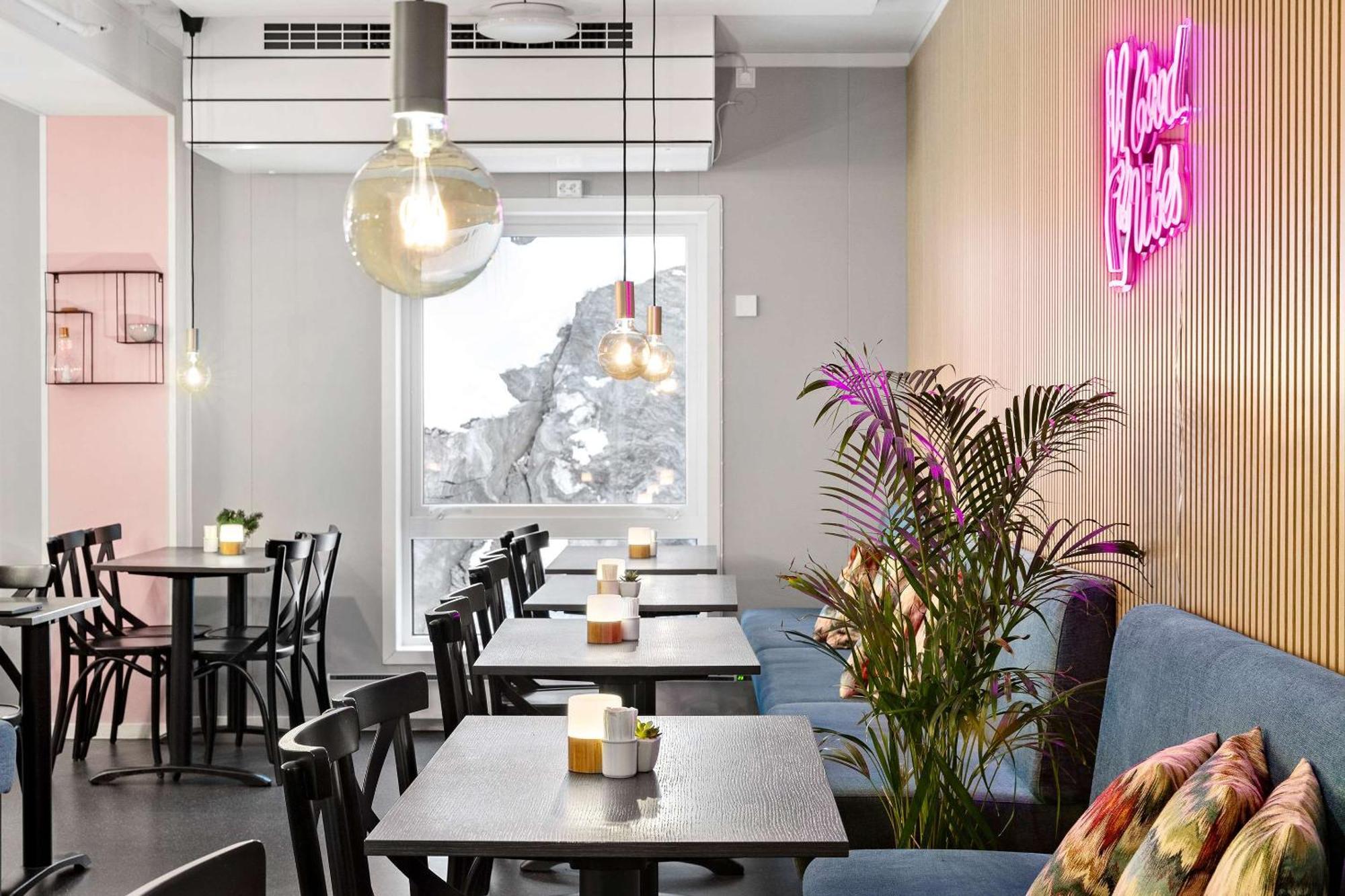 Aiden By Best Western Harstad Narvik Airport Evenesmarkja Ngoại thất bức ảnh